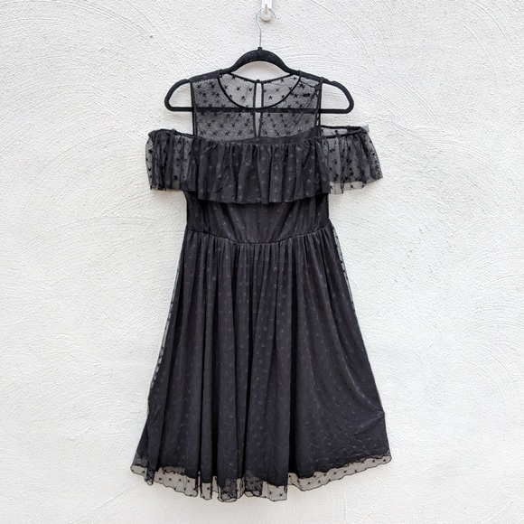 torrid Dresses & Skirts - NWT Cold Shoulder Torrid Black Ruffled Dress sz 1